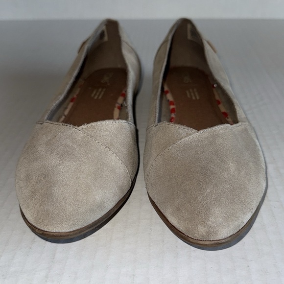 Toms Julie Light Taupe Almond Toe Suede Flats - Picture 7 of 11